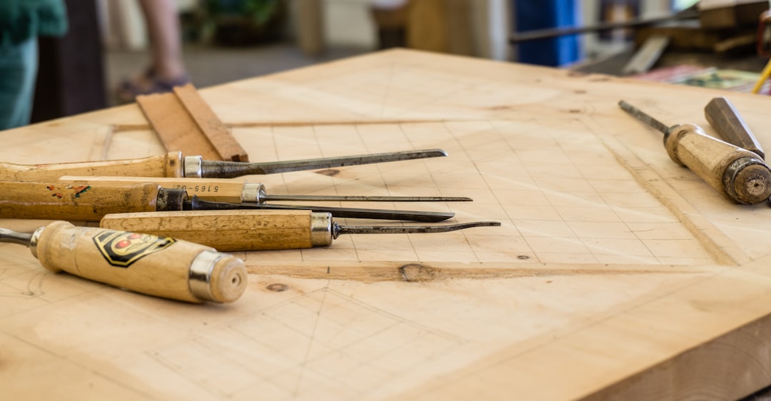 entdecken sie einzigartige handwerkskunst und kreative diy-projekte, die tradition und innovation verbinden.