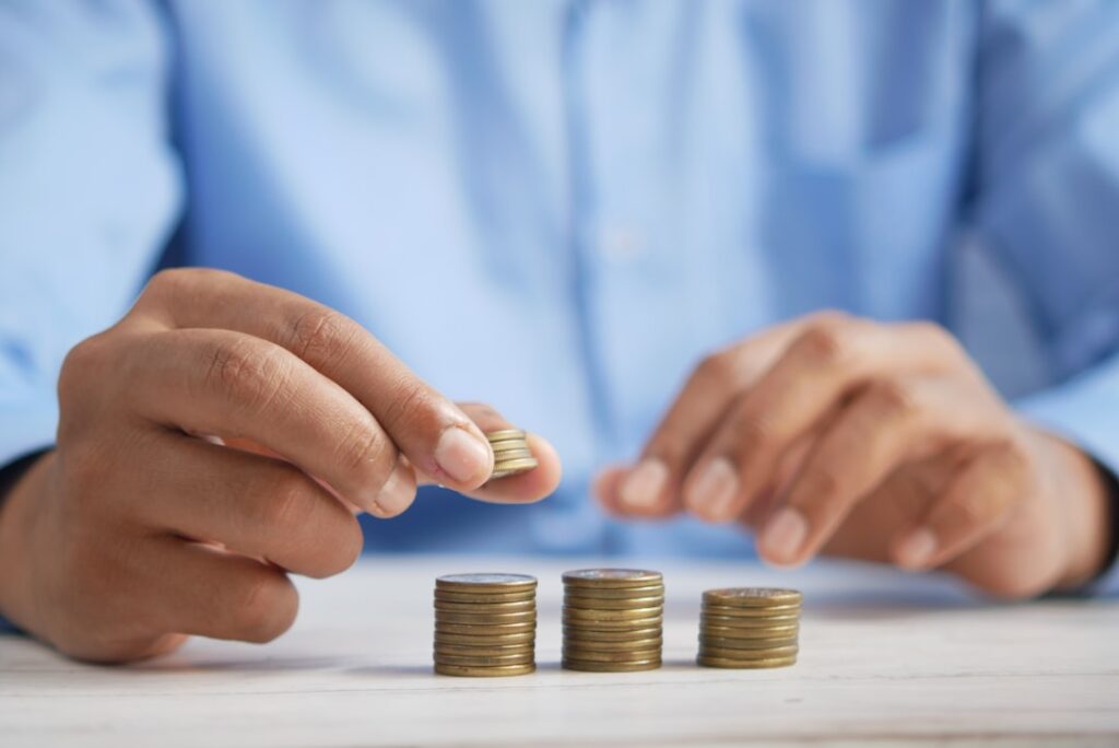 entdecken sie effektive anlagestrategien und wertvolle tipps für erfolgreiche investitionen, um ihr vermögen nachhaltig zu steigern.